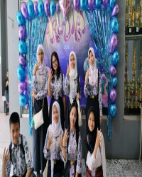 JUARA KOMPETISI BAHASA INGGRIS DI SMANSA BOGOR